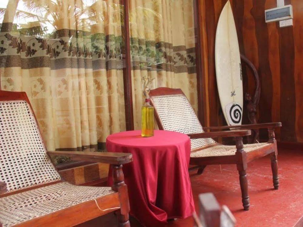 Dinu'S Resort Talaramba Exterior photo